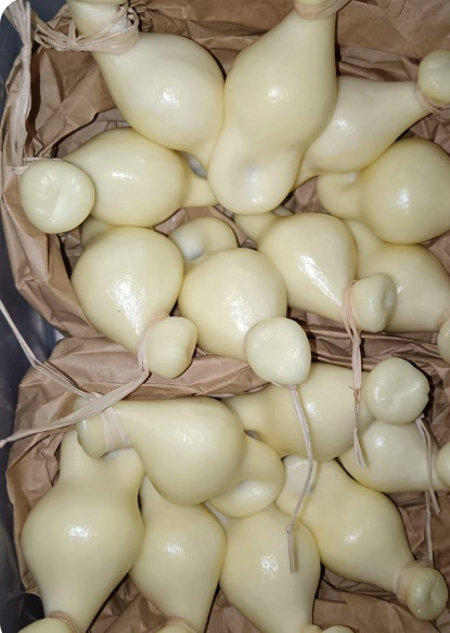 Caciocavalli artigianali Santa Maria
